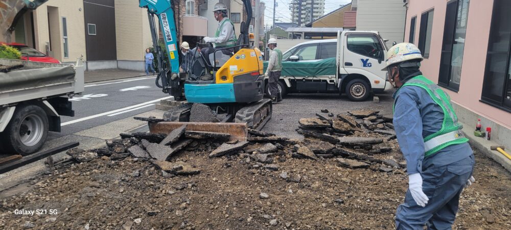 施工中